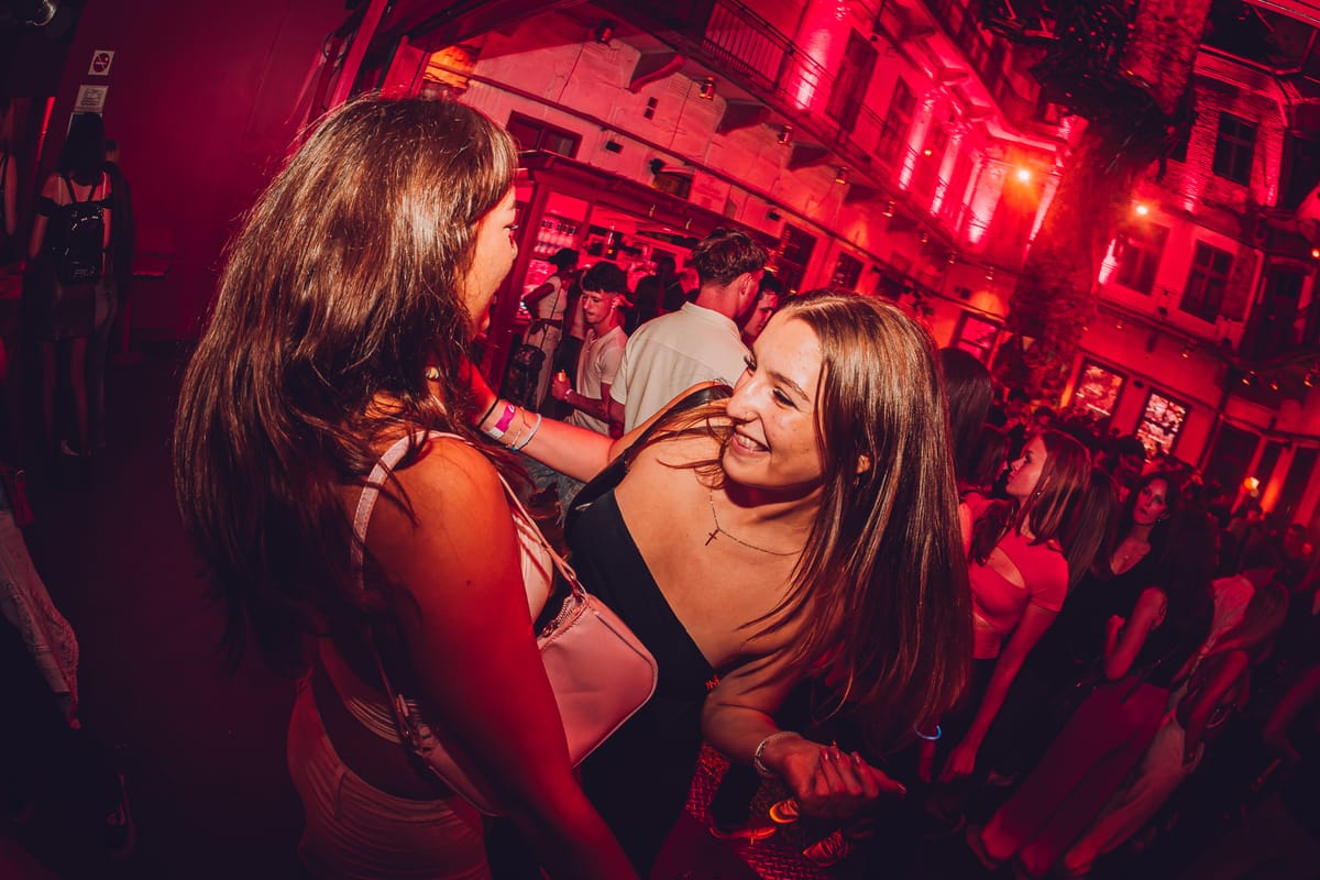 Pink | Doboz | Mad Night - 2025. 09. 19.